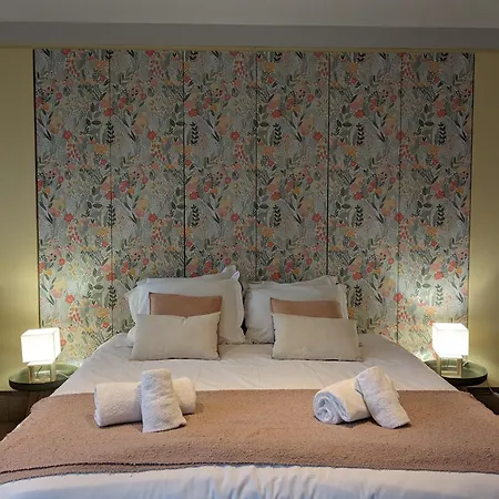 Апартаменты Aux Fleurs Des Champs - Avec Terrasse, Parking Et Piscine