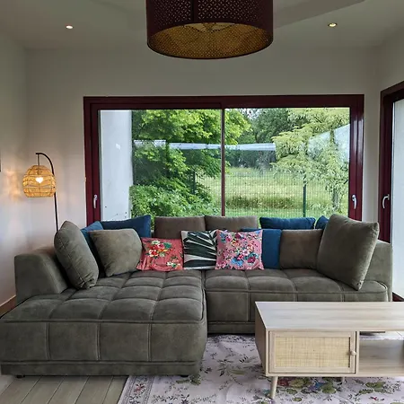 Aux Fleurs Des Champs - Avec Terrasse, Parking Et Piscine Lejlighed Lautenbach