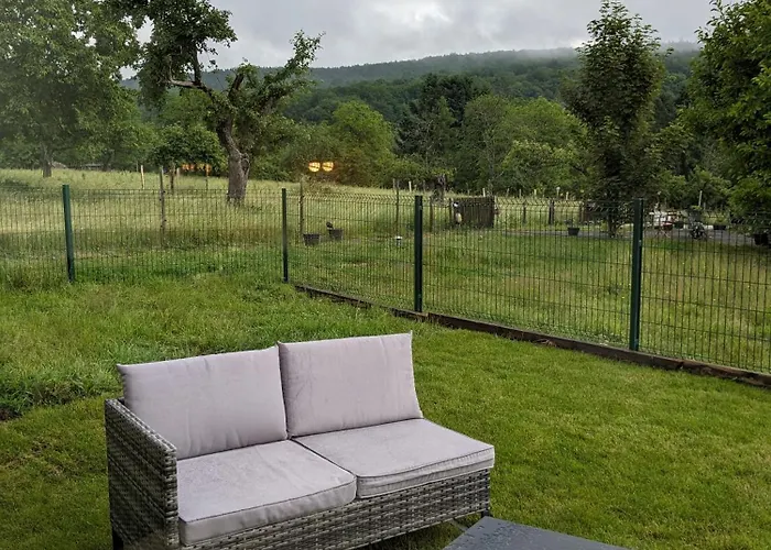 Appartement Aux Fleurs Des Champs - Avec Terrasse, Parking Et Piscine
